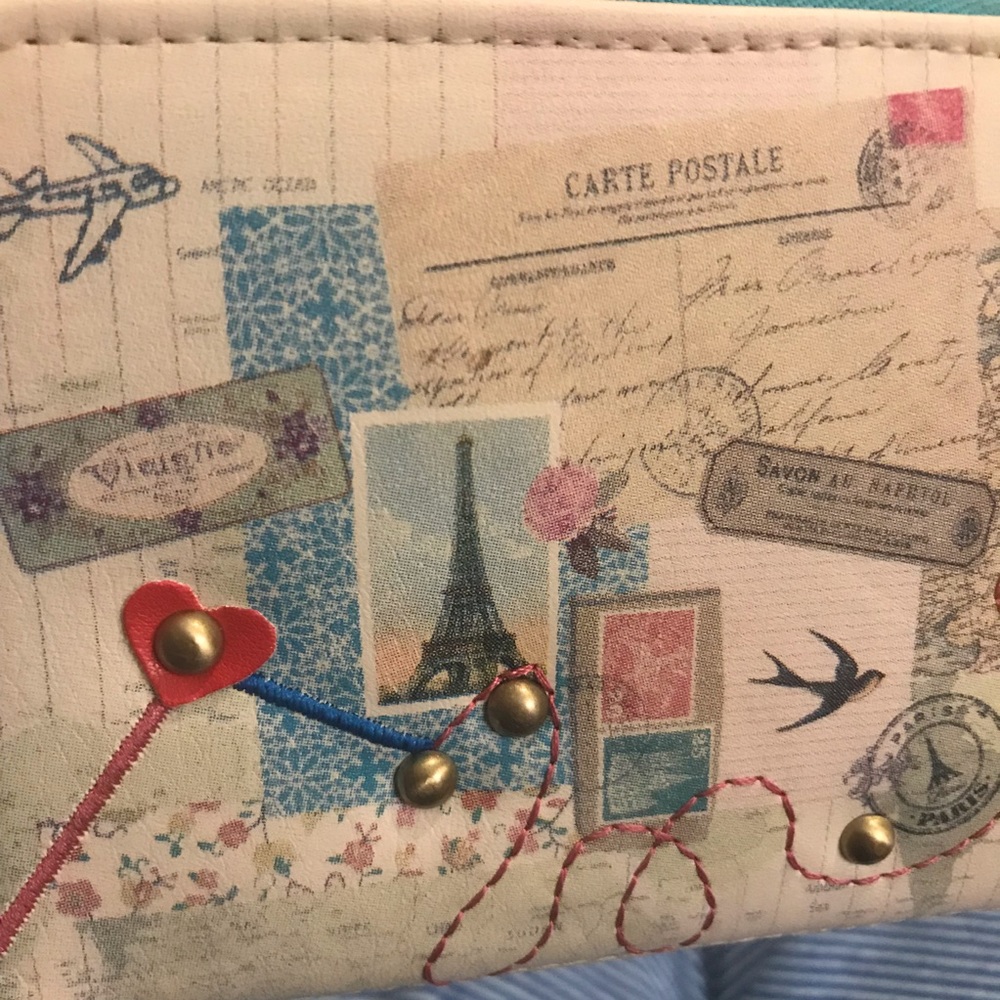 Disaster Designs Bon Voyage Wallet